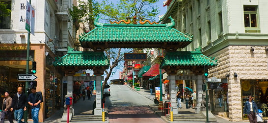 souther dragon's gate in chinatown san francisco